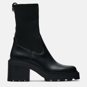 Zara RIBBED SOCK ANKLE BOOTS WITH TRACK SOLE